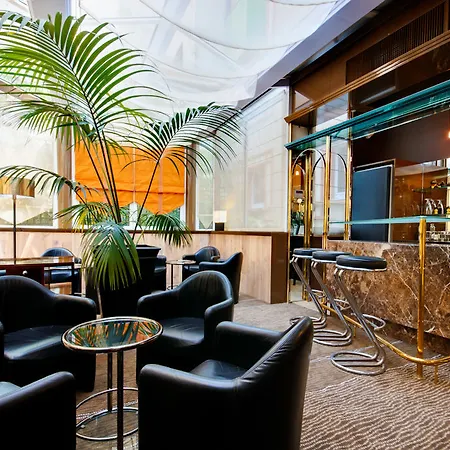 Hotell Mermoz 4*