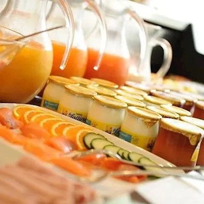 Hotel Mermoz 4*