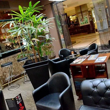 Hotell Mermoz Toulouse