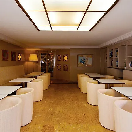 Hotel Mermoz Toulouse