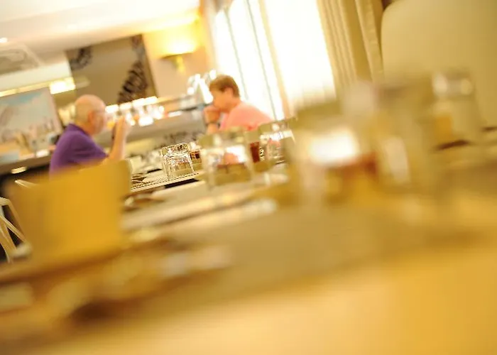 Mermoz Отель 4*